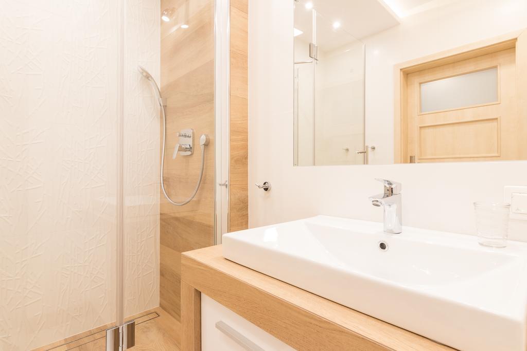 Cityheaven With Parking And Ac Krakow Bagian luar foto